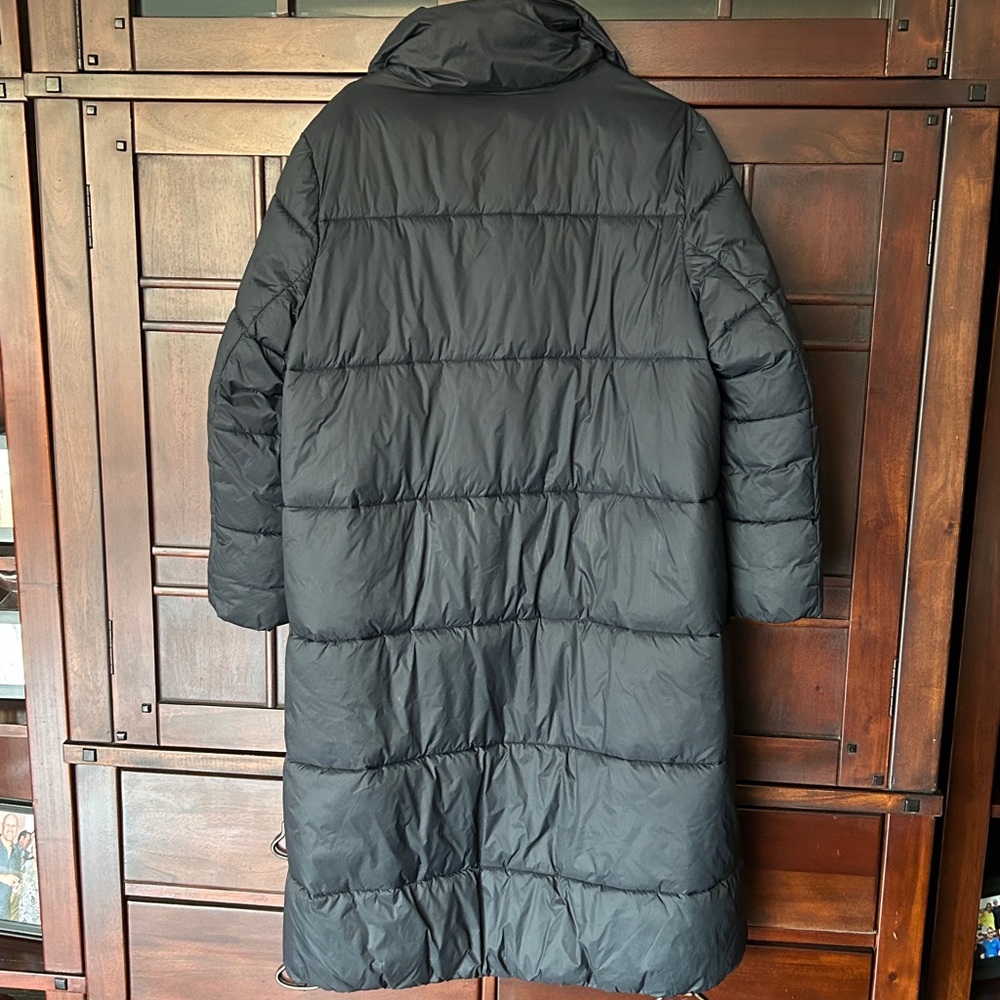 Banana Republic Women's Black Puffer Coat Mid Length With Large Collar Sz LP - Picture 6 of 6